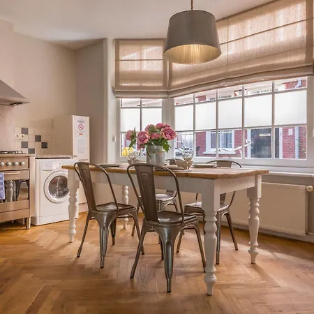 Nieuwmarkt - Waag Apartment
